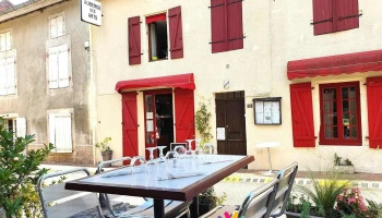 auberge des arts - 24360 Bussière-Badil