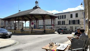 Café Bar le Bourg'joie - Bourg