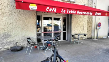 Café La Table Gourmande - 33240 Cadillac-En-Fronsadais