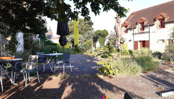 Hostellerie Du Bourg d'Hem - 23220 Le Bourg-D'Hem