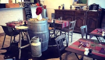 La ferme du Petit Argelas - 15 Pl. De La Liberté