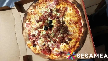 Pizza Hot. Au feu de bois.. - 33640 Castres-Gironde
