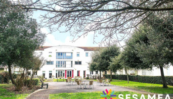 Résidence Services Seniors Domitys - Le Clos de la Seigneurie - 17100 Les Gonds