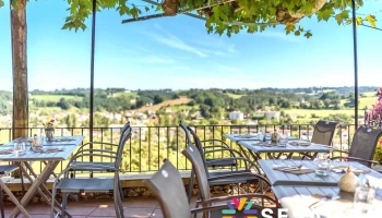 Salon Cyrano - 64250 Cambo-Les-Bains