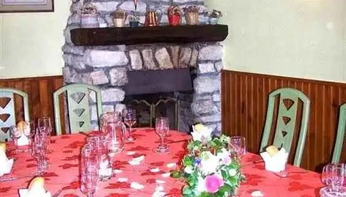 Auberge De La Cour Dhenon Tout - Cissé