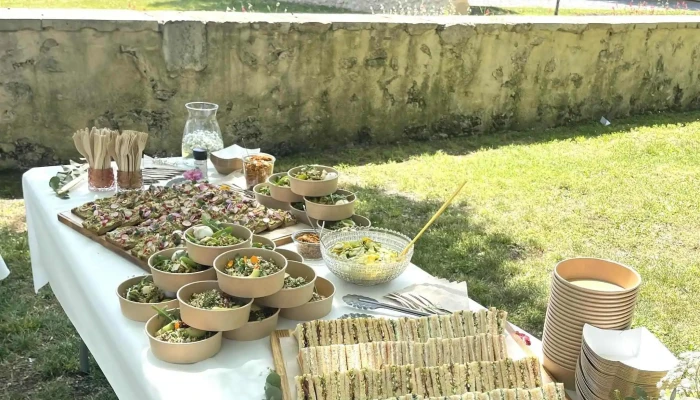 Bienvenue Au Club -  Photos - Bazas
