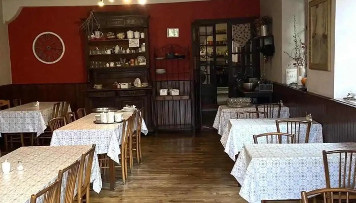 Birou Martine Restaurant Du Midi Tout - Nay