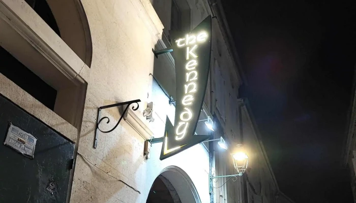 Kennedy -  Pub Irlandais - Angoulême