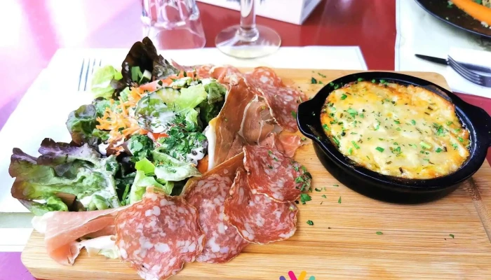 L Auberge Des Gabariers Tartiflette - Argentat-sur-dordogne