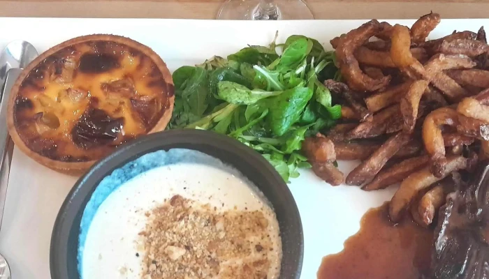 La Cantine -    Brasserie De Midi   Cuisine Du Marche Pres De Moi - Beychac-et-caillau