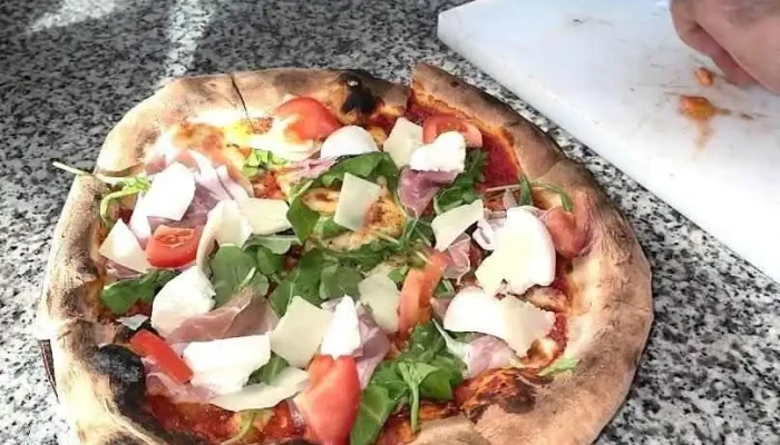 La Pigna - Pizza au feu de bois - Bias