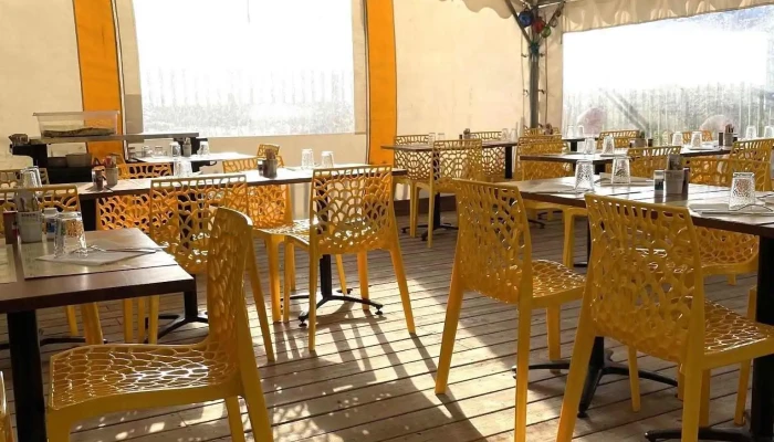 La Ponetere Restaurant - Rue Du Port