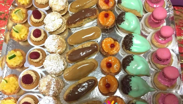 Lalchimiste Patissier   Patisserie Chocolaterie Photos Du Proprietaire - Dangé-saint-romain