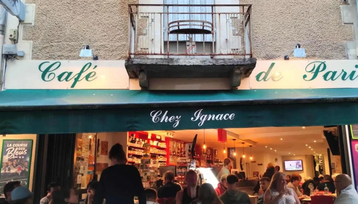 Le Cafe De Paris Comment Arriver - Pays De Belvès