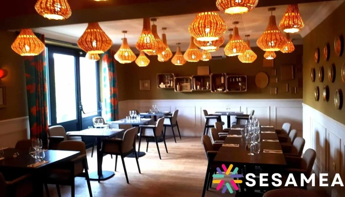 Le Cafe Rostand - 33185 Le Haillan