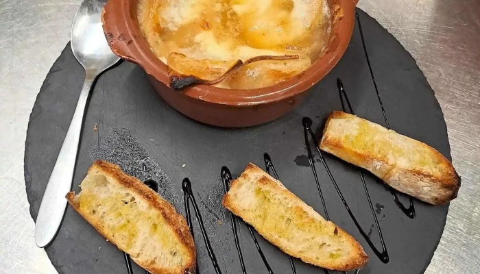 Le Chalet Tivoli -  Plats Et Boissons - Arette