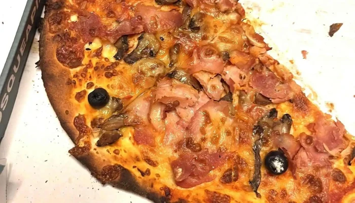 Le Kiosque à Pizzas - 39 Av. Du 8 Mai 1945