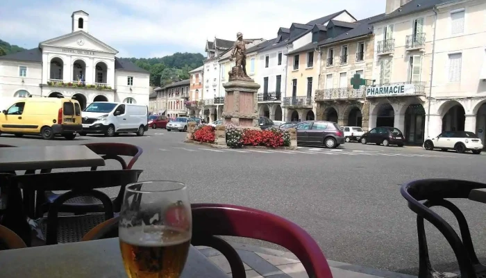 Le Moderne -  Tout - Nay