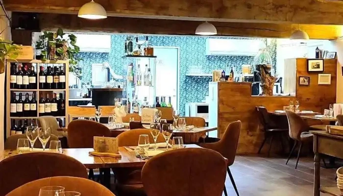 Le Petit Caboulot A Lisle Saint Georges En Gironde Pres De Bordeaux 33 Atmosphere - Isle-saint-georges