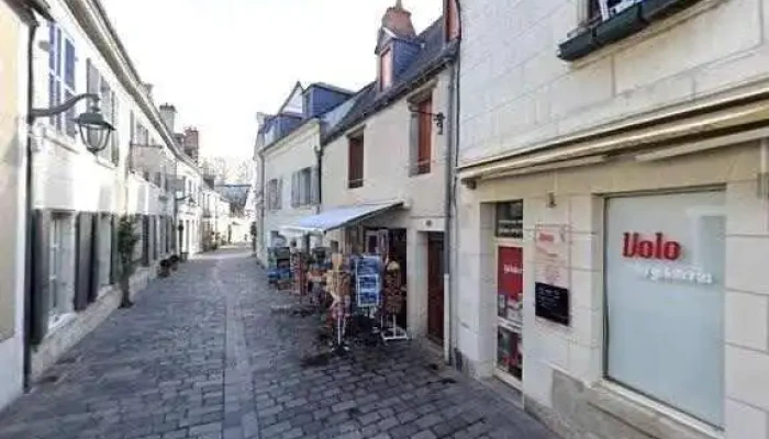 Le Q De Bouteille -  Street View Et 360deg - Azay-le-rideau