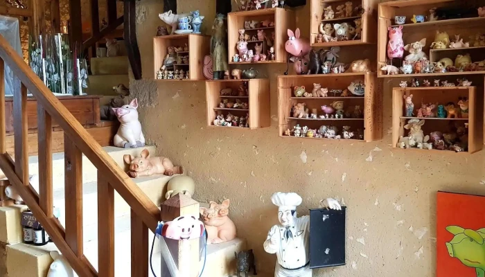 Le Saint Cochon -  Reductions - Beaumontois En Périgord