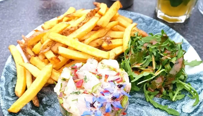 Le Trait Dunion Steak Tartare - Poitiers