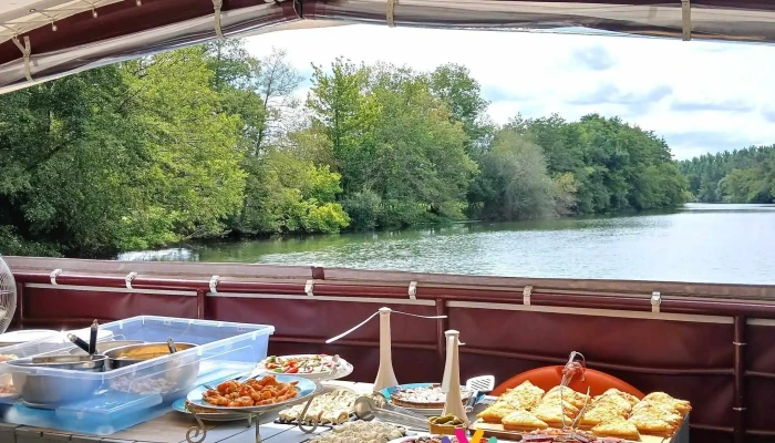 Le Txalupa Bateau Restaurant - Chem. De Millet