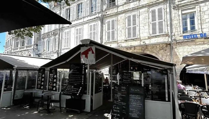 Les 2 Tours - 17000 La Rochelle