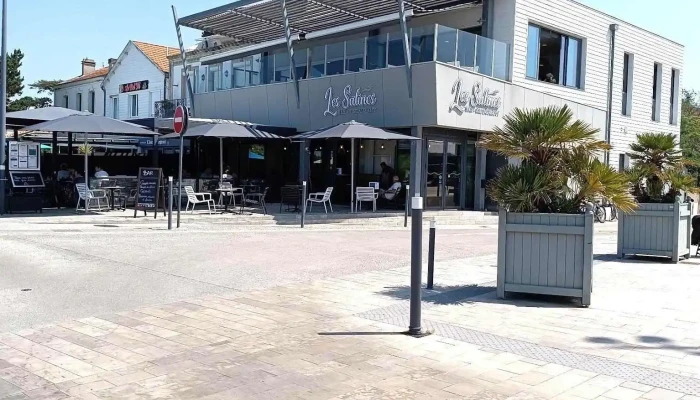 Les Salines - 15 Av. Charles De Gaulle