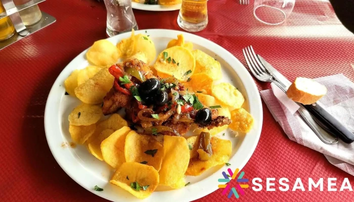 Les Saveurs Du Monde -  Plats Et Boissons - Castelnau-de-médoc