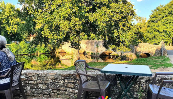 Pont De La Pierre -  Jardin - Bellac