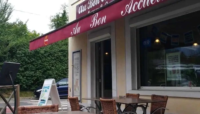 Restaurant Au Bon Accueil -  Atmosphere - Saint-vincent-de-connezac