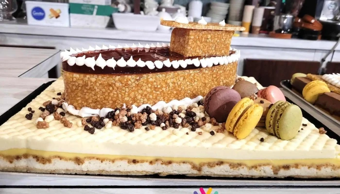Restaurant De Labbatiale Plats Et Boissons - Saint-maixent-l'école