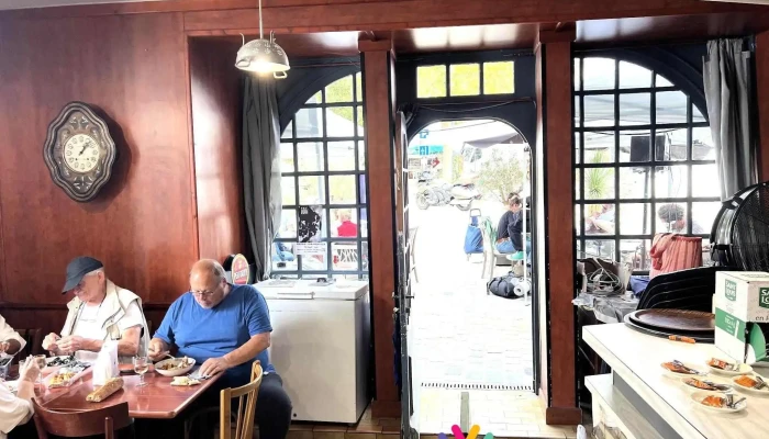 Restaurant De Labbatiale Tout - Saint-maixent-l'école