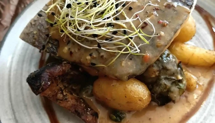 Restaurant Les Ombrages - 16120 Vibrac