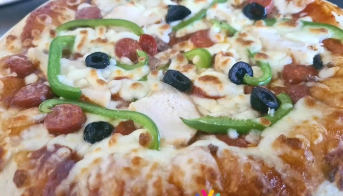 Ti Kaz Des Iles   Pizzas Sandwichs Specialites Reunionnaises A Emporter A Bellac Plats Et Boissons - Peyrat-de-bellac